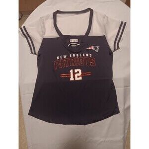 Womens NFL New England Patriots Jersey - Tom Brady #12 Size Large V-Neck Jersey